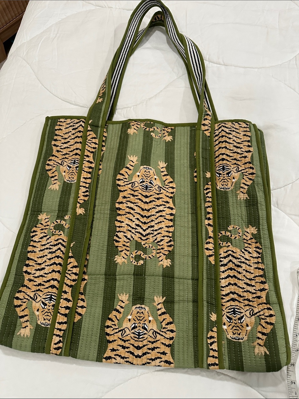 Green Tiger-Print Tote Bag - Unbranded